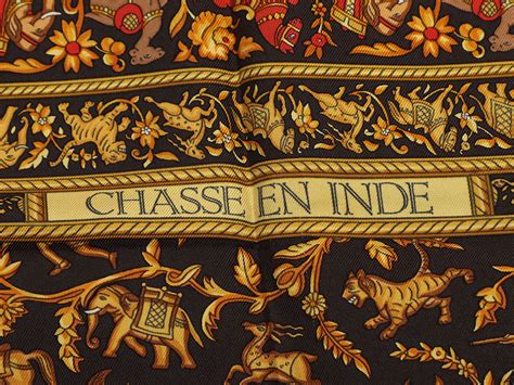 Hermes Chasse en Inde Scarf .